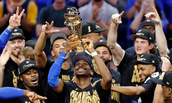 万银鼎信 NBA营收没能达标，球员收入打九折，库里损失超500万